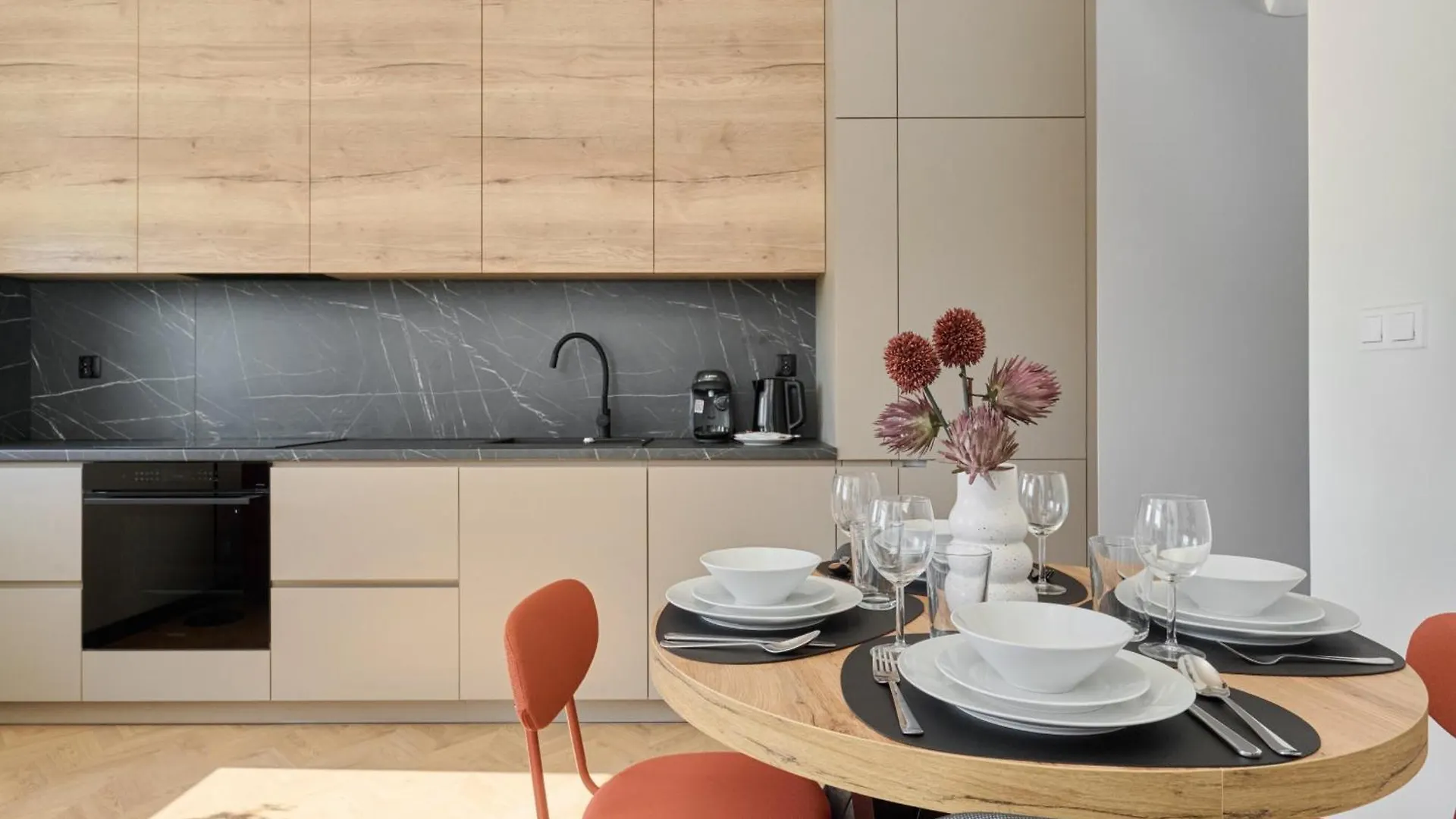 Fresh & Stylish Apartments In Poznan With Parking & Balcony By Noclegi Renters Poland