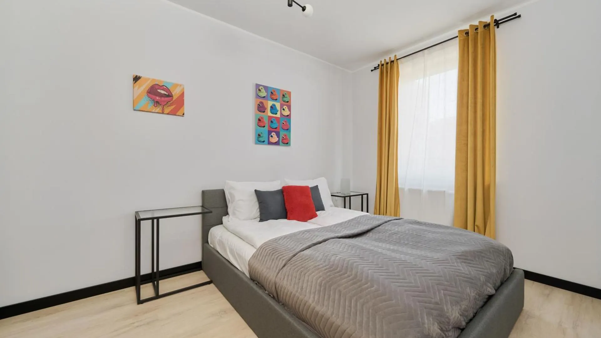 Fresh & Stylish Apartments In Poznan With Parking & Balcony By Noclegi Renters 0*,