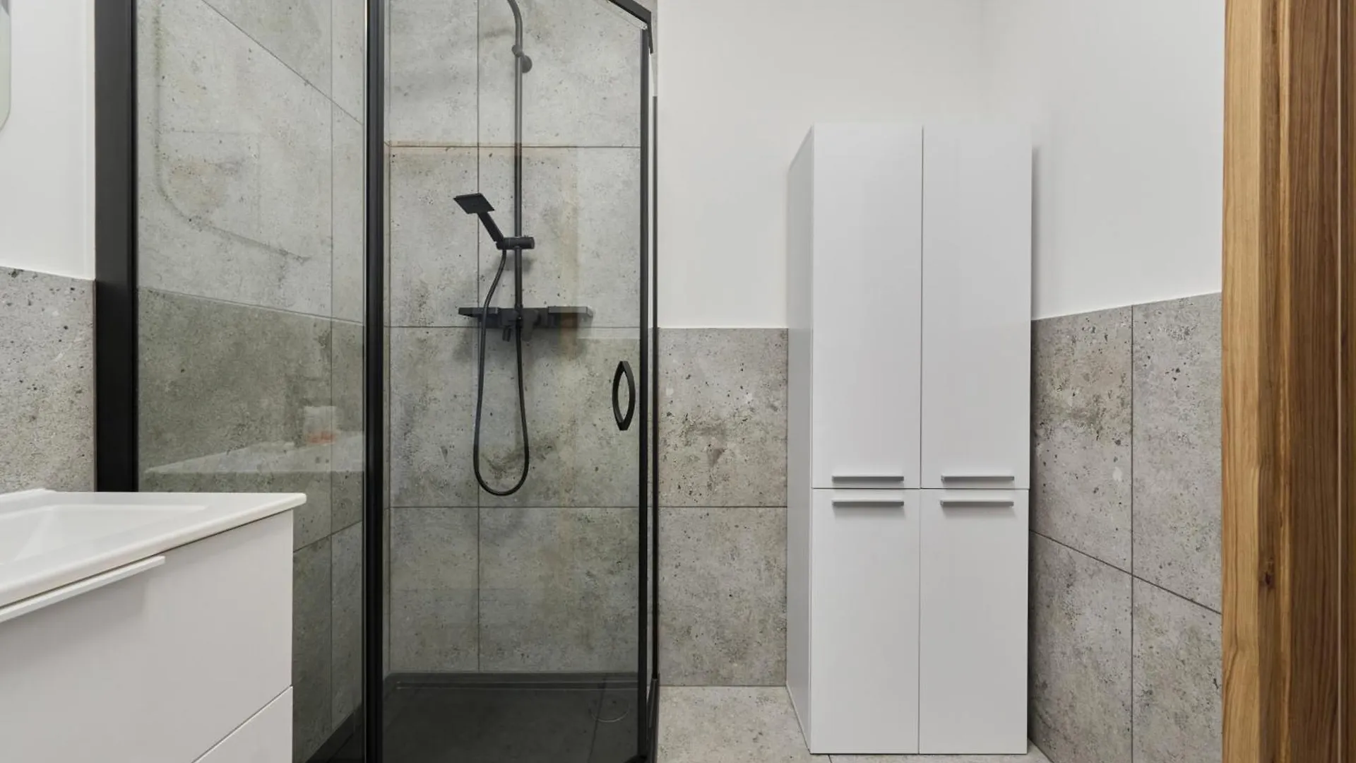 Fresh & Stylish Apartments In Poznan With Parking & Balcony By Noclegi Renters 0*,