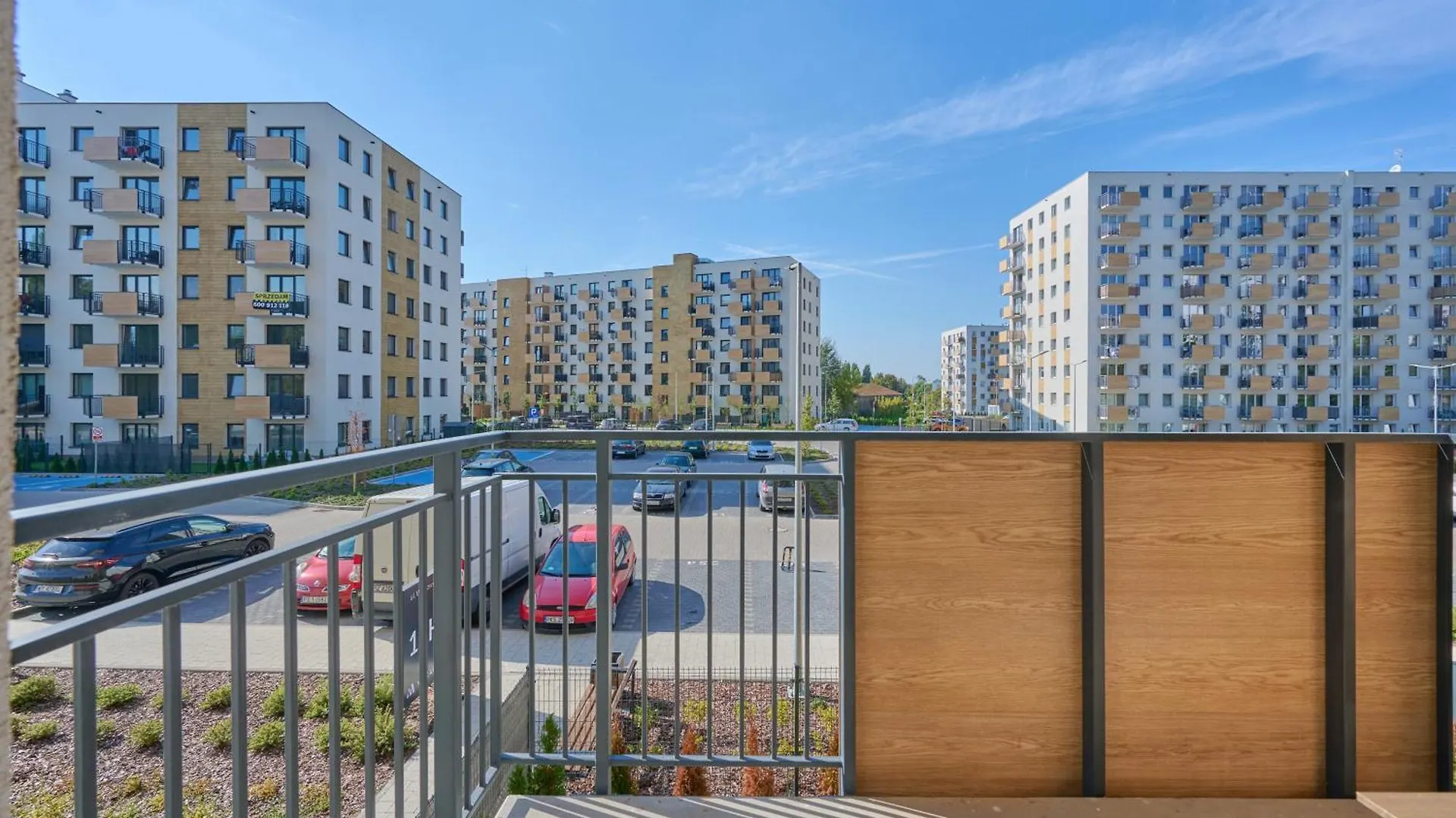 Fresh & Stylish Apartments In Poznan With Parking & Balcony By Noclegi Renters Poland